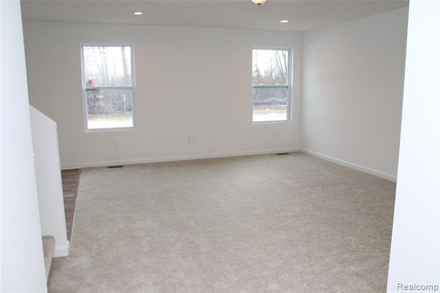 6007 Huron River Lane, Ypsilanti, MI 48197