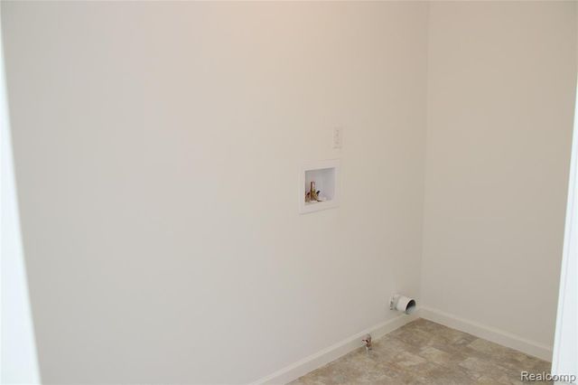 6007 Huron River Lane, Ypsilanti, MI 48197