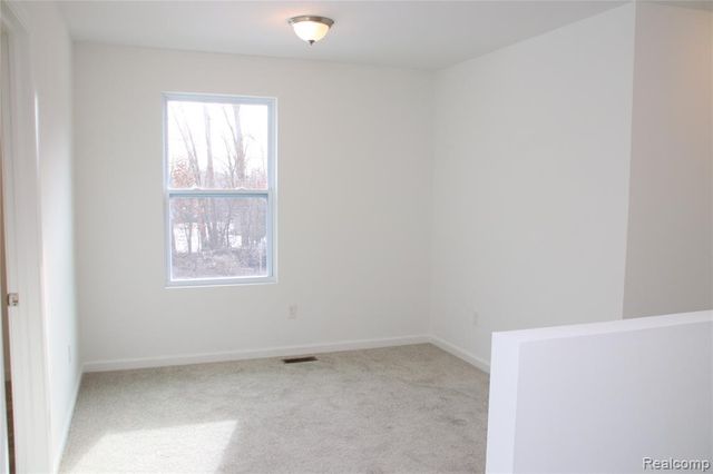 6007 Huron River Lane, Ypsilanti, MI 48197