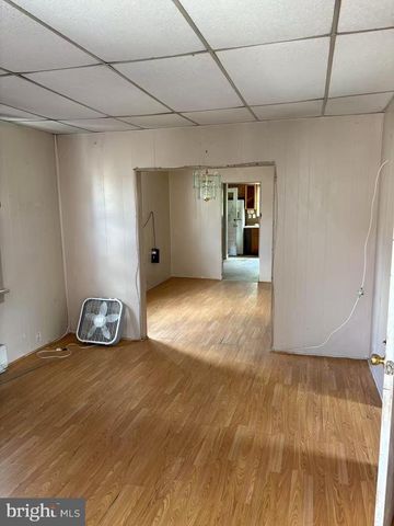 27 CHATHAM AVE, Pleasantville, NJ 08232