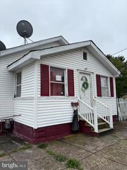 27 CHATHAM AVE, Pleasantville, NJ 08232