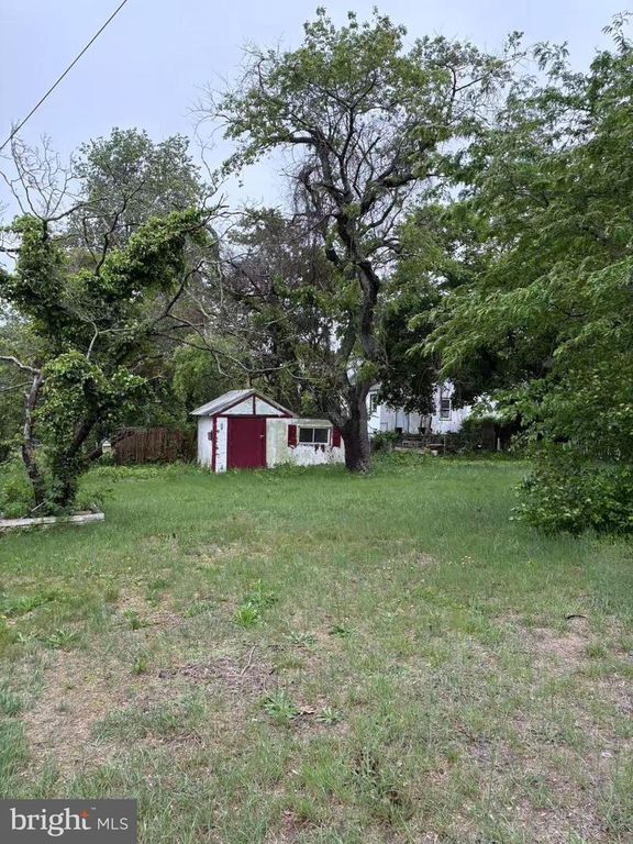 27 CHATHAM AVE, Pleasantville, NJ 08232