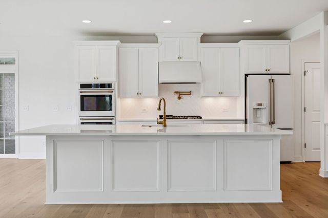 820 Westchester Cir, Hendersonville, TN 37075