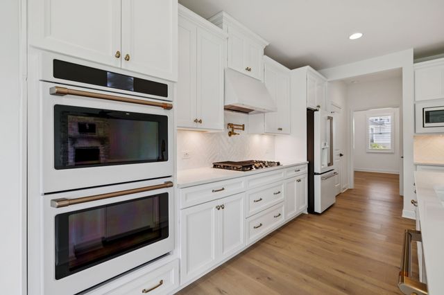 820 Westchester Cir, Hendersonville, TN 37075