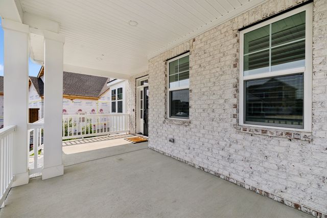820 Westchester Cir, Hendersonville, TN 37075