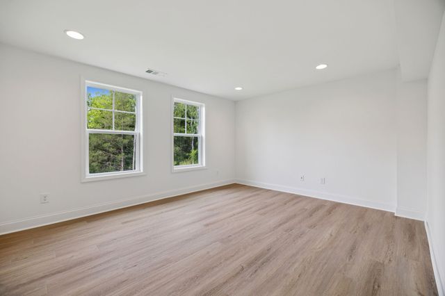 820 Westchester Cir, Hendersonville, TN 37075