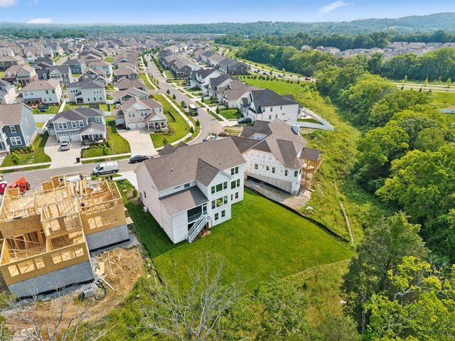 820 Westchester Cir, Hendersonville, TN 37075