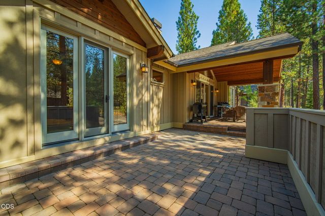 56311 Fireglass Loop, Bend, OR 97707
