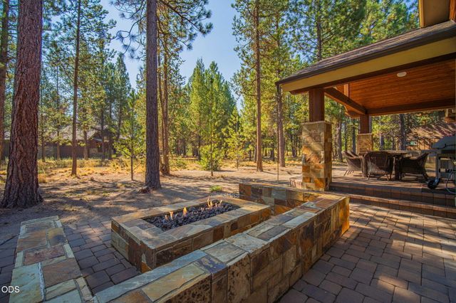 56311 Fireglass Loop, Bend, OR 97707