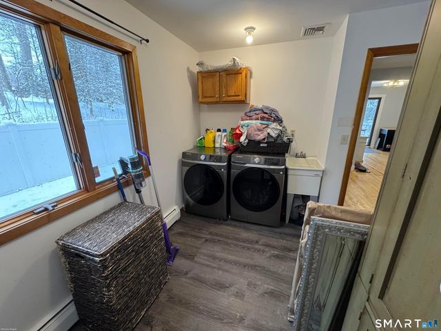 17 Tibbets Road, Seymour, CT 06483