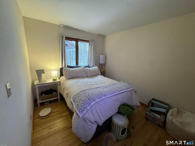 17 Tibbets Road, Seymour, CT 06483