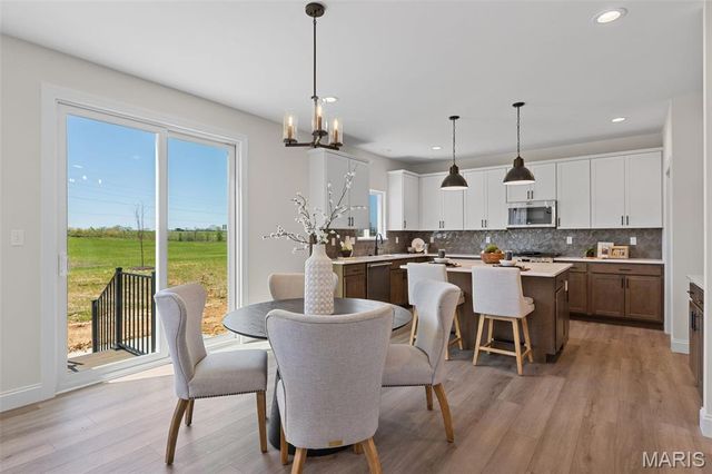 217 Bottlebrush Grove Court, Cottleville, MO 63304