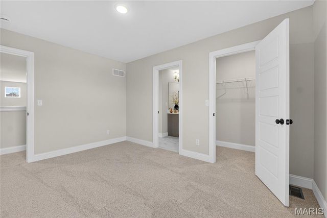 217 Bottlebrush Grove Court, Cottleville, MO 63304