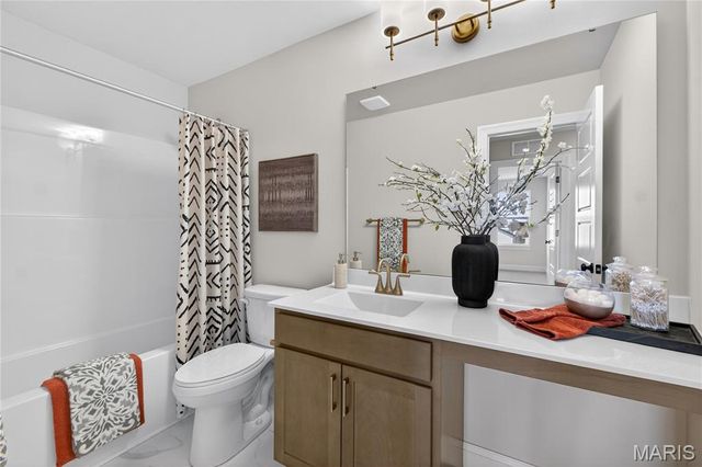 217 Bottlebrush Grove Court, Cottleville, MO 63304