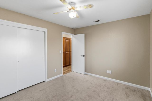 1565 Larry St, Olivehurst, CA 95961