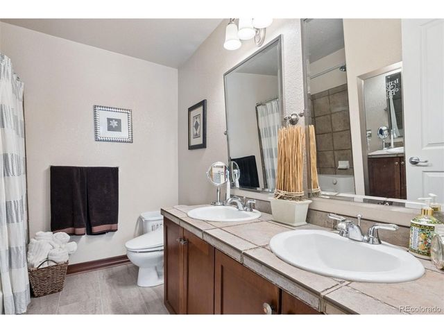 12826 Mayfair Way E, Englewood, CO 80112