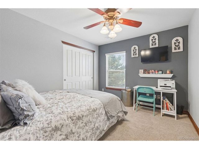 12826 Mayfair Way E, Englewood, CO 80112