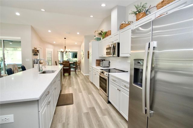 270 JACKSON AVENUE, Brooksville, FL 34604