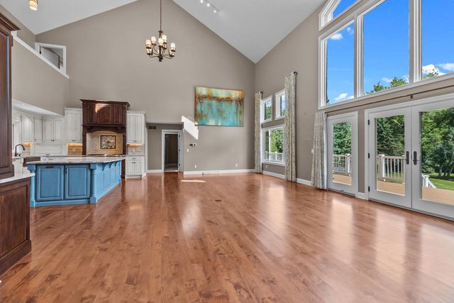 W2172 Country Club LANE, East Troy, WI 53120