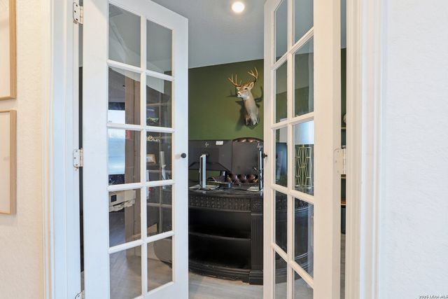 9062 Austin, Seguin, TX 78155