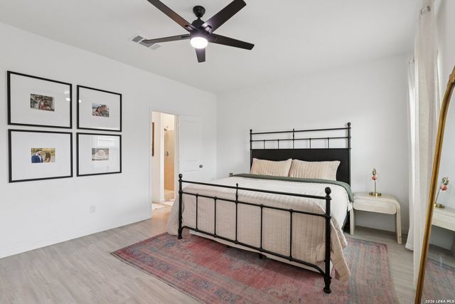 9062 Austin, Seguin, TX 78155