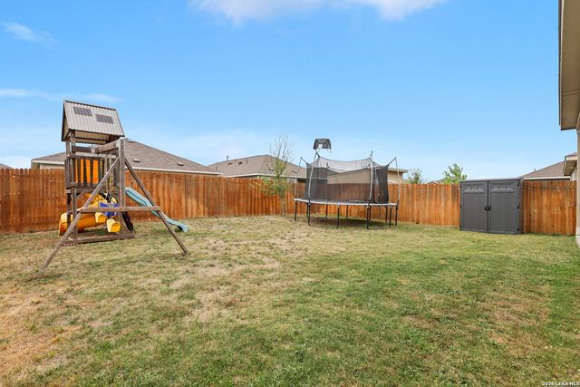 9062 Austin, Seguin, TX 78155