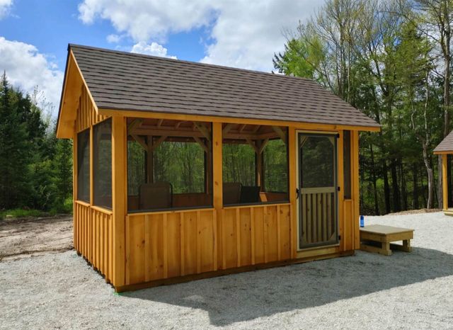 156 White Birch Road, Morristown, VT 05661