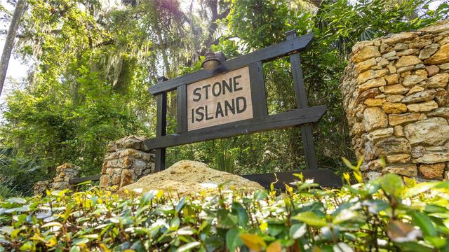 1476 STONE TRAIL, Enterprise, FL 32725