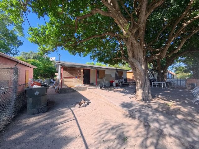 1720 Morris St, Corpus Christi, TX 78401