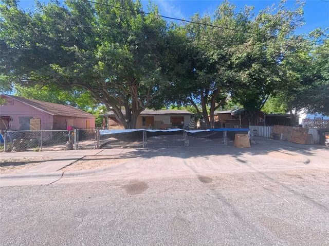 1720 Morris St, Corpus Christi, TX 78401