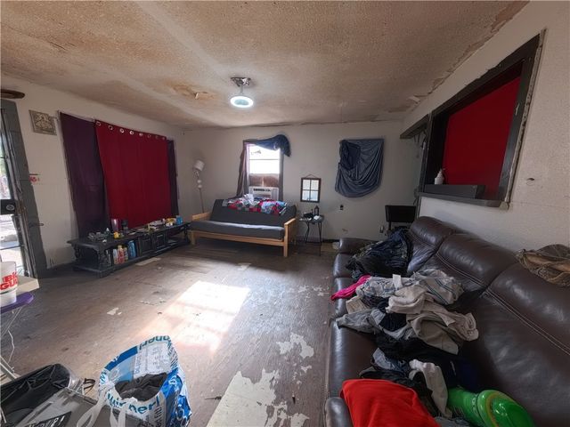 1720 Morris St, Corpus Christi, TX 78401