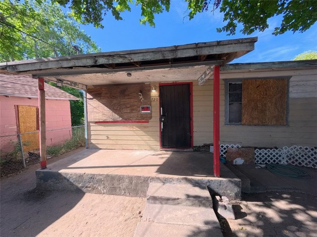 1720 Morris St, Corpus Christi, TX 78401 — exterior