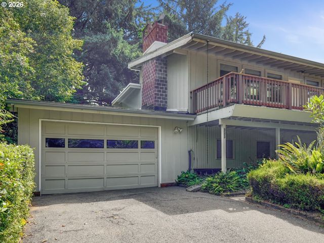 113 RIDGE CREST Rd, Gleneden Beach, OR 97388