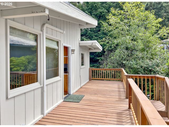 113 RIDGE CREST Rd, Gleneden Beach, OR 97388