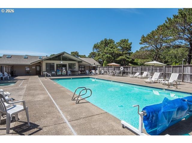 113 RIDGE CREST Rd, Gleneden Beach, OR 97388