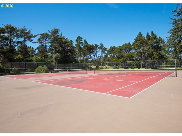 113 RIDGE CREST Rd, Gleneden Beach, OR 97388