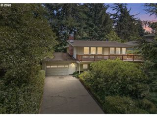 113 RIDGE CREST Rd, Gleneden Beach, OR 97388