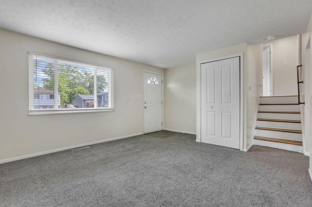 1791 Flinthill Drive, Columbus, OH 43223