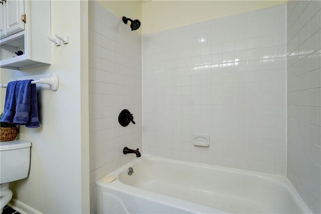 7 Rouge Road, Henrietta, NY 14623