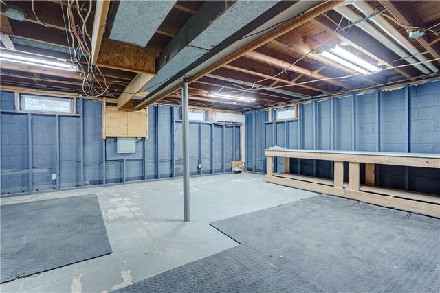 7 Rouge Road, Henrietta, NY 14623