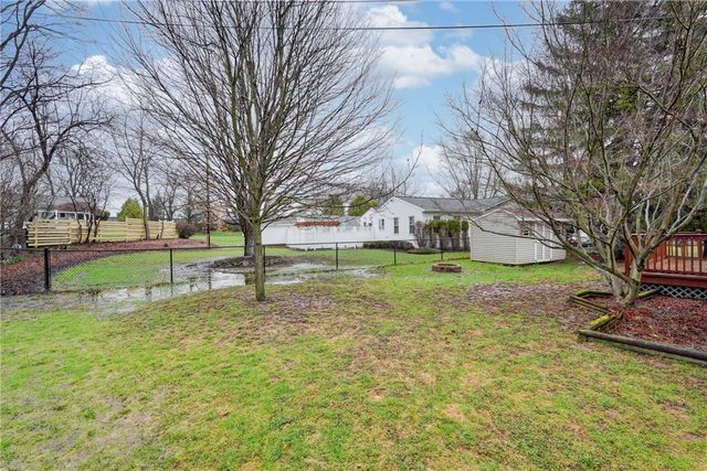 7 Rouge Road, Henrietta, NY 14623