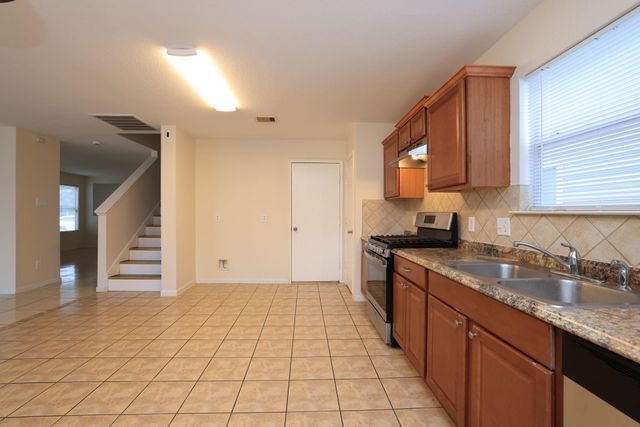 12054 Mallard Stream Street, Houston, TX 77038
