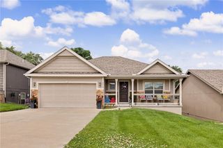 5014 N White Avenue, Kansas City, MO 64119