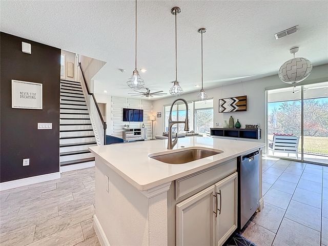 2501 SKY STONE COURT, Oakland, FL 34787