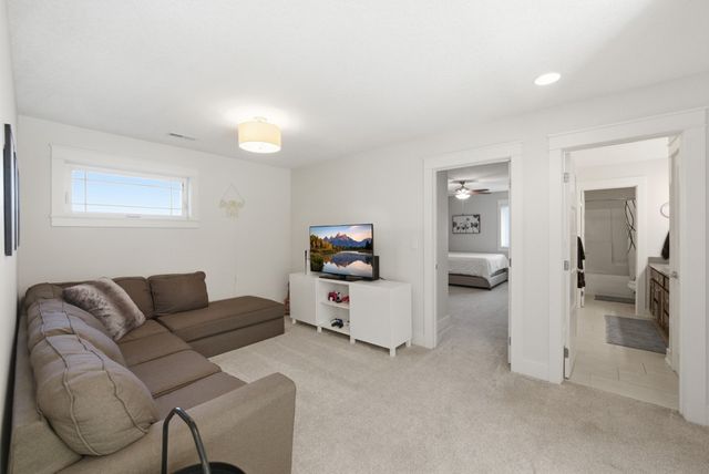 1108 NW Cypress Avenue, Ankeny, IA 50023