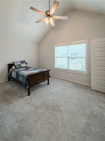 2739 S Angels Road, Fayetteville, AR 72701
