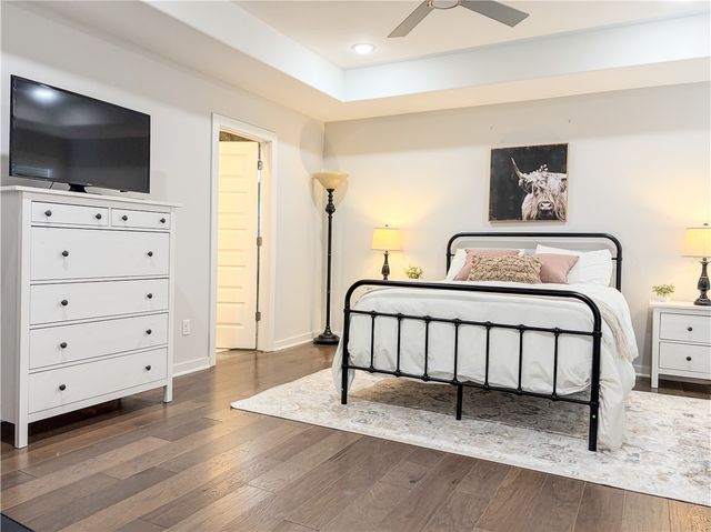 2739 S Angels Road, Fayetteville, AR 72701
