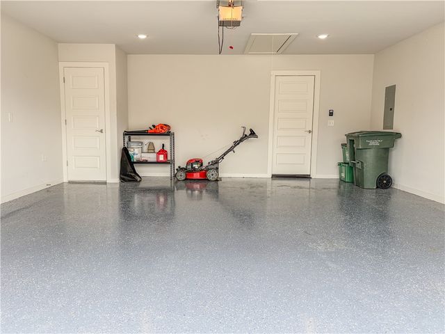 2739 S Angels Road, Fayetteville, AR 72701