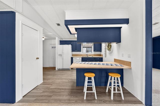 1342 ELKHART CIRCLE, Tavares, FL 32778