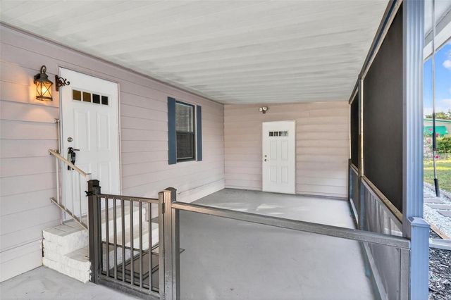 1342 ELKHART CIRCLE, Tavares, FL 32778